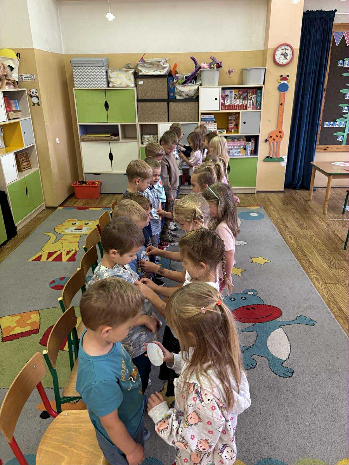 Tydzień Budowania Relacji w Przedszkolu – Małe Gesty, Wielkie Serce