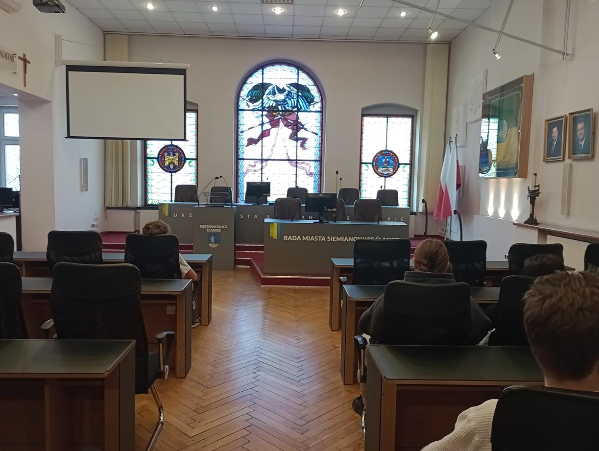 Wyjście klasy 8a do Urzędu Miasta